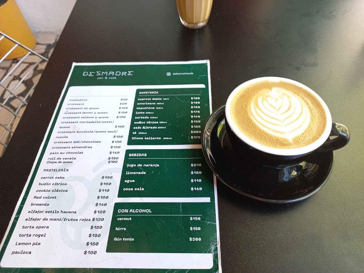 Menu Desmadre Pan Y Café-10
